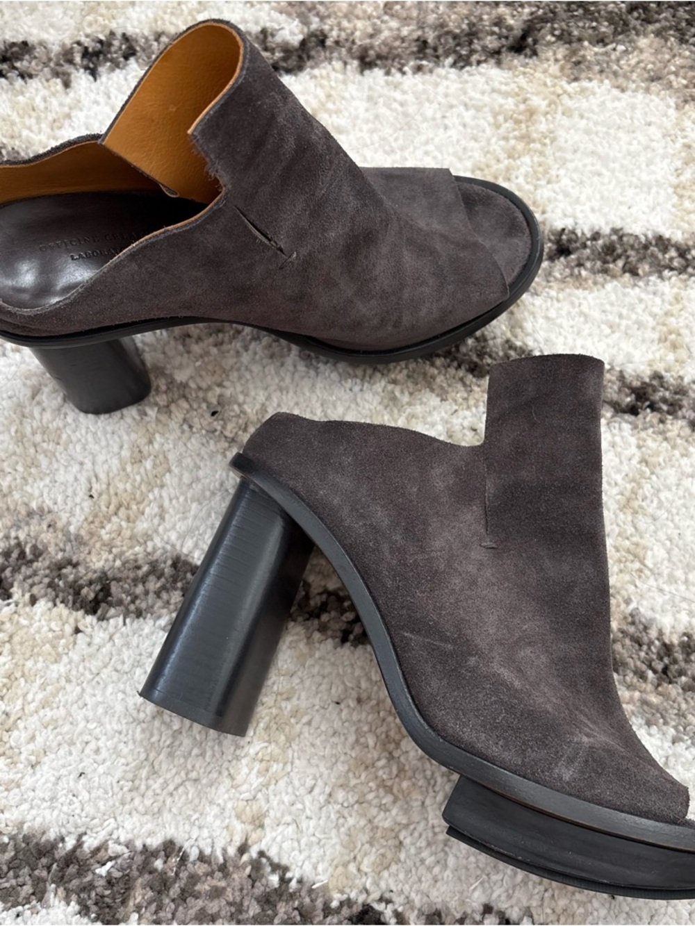 Officine Creative Laboratorio Gray Suede Block Heel Platform Mules